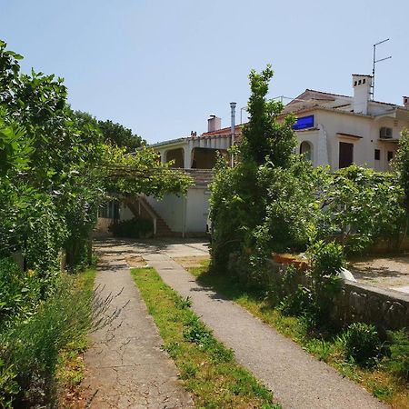 Apartments Srdoc Šilo Buitenkant foto